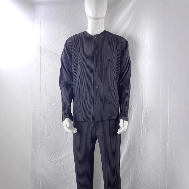 Miyake Original Pleated Vest M - Crew Clothing Summer Jacket recension och pris