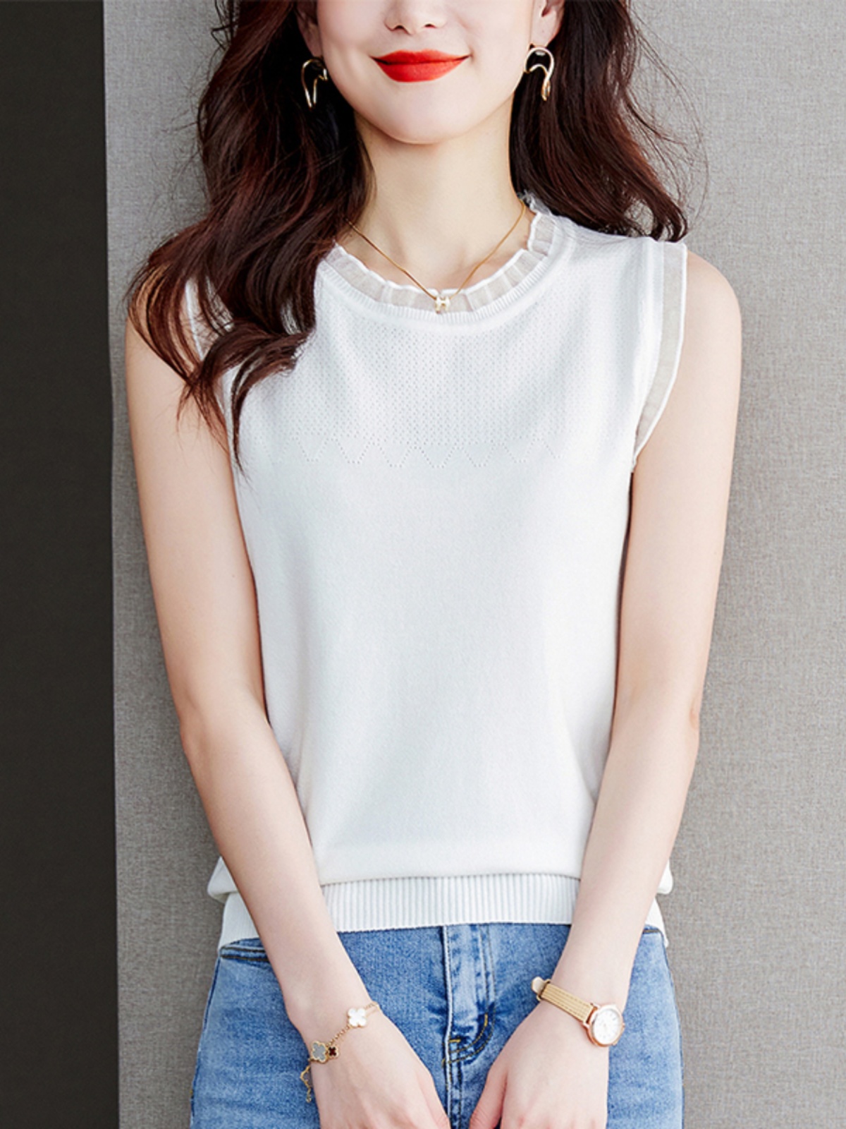 White Knitted Vest Women's Sui - Summer Clothing Outlet recension och pris